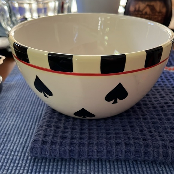 NWOT 2 bowls game day treats - Picture 2 of 4